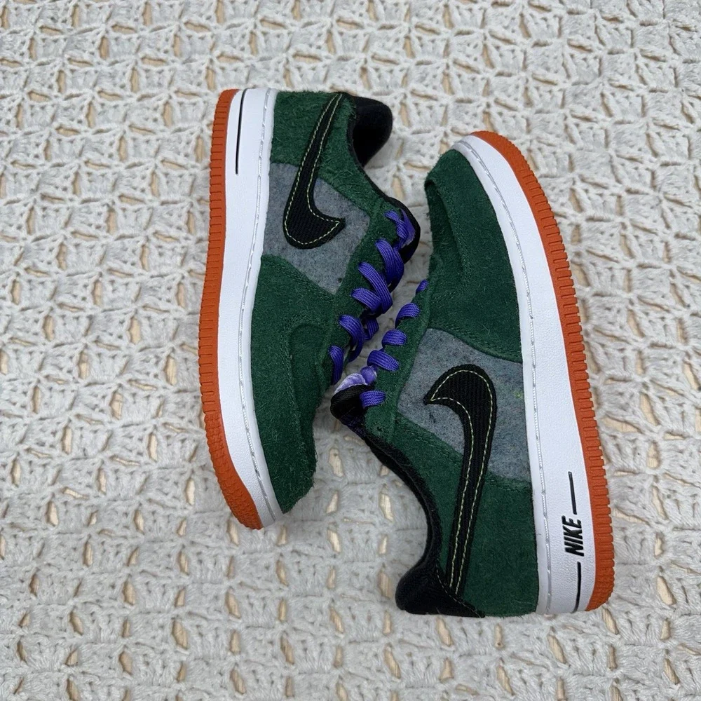 Nike Air Force 1 LV8 Sneakers Shoes Youth Sz 2Y Green Lace Up Casual DZ5289-300